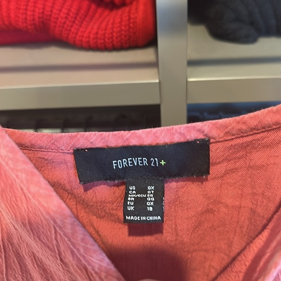 Forever 21 pink adjustable strap elastic waistband v neck romper size 0X - Picture 2 of 3